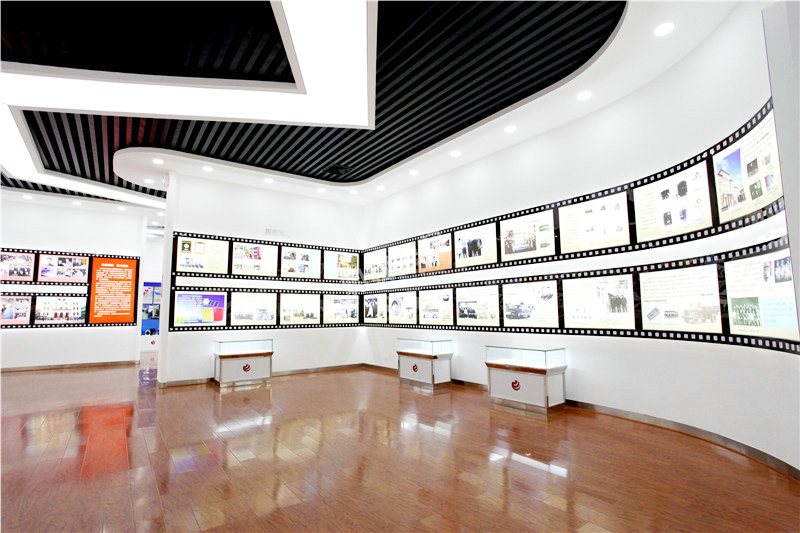 展廳設(shè)計案例.jpg 展廳設(shè)計案例.jpg